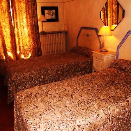 Bed and Breakfast La Maison Aux Volets Bleus Venasque Exteriér fotografie